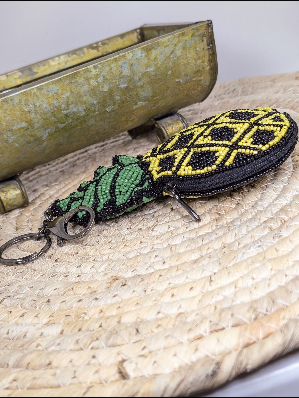 Mary Frances Hand Beaded Pineapple Keychain Wallet Summer Tropical Beach Mermaid - Picture 9 of 12